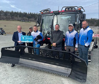 Gave til tråkkegjengen fra ansatte i Selbu Sparebank